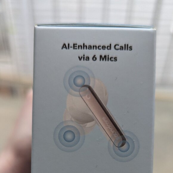 NIB - Anker Soundcore Life P3i wireless, noise cancelling ear buds - White - Picture 6 of 10